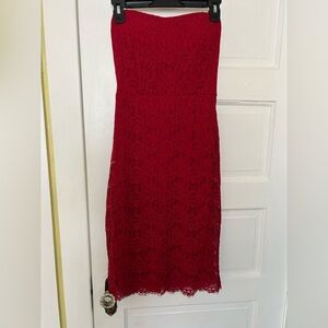 Forever 21 Strapless Red Lace Midi Dress lined Size small NWT
